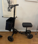 Advin 4-Wheel Knee Walker/Knee Scooter